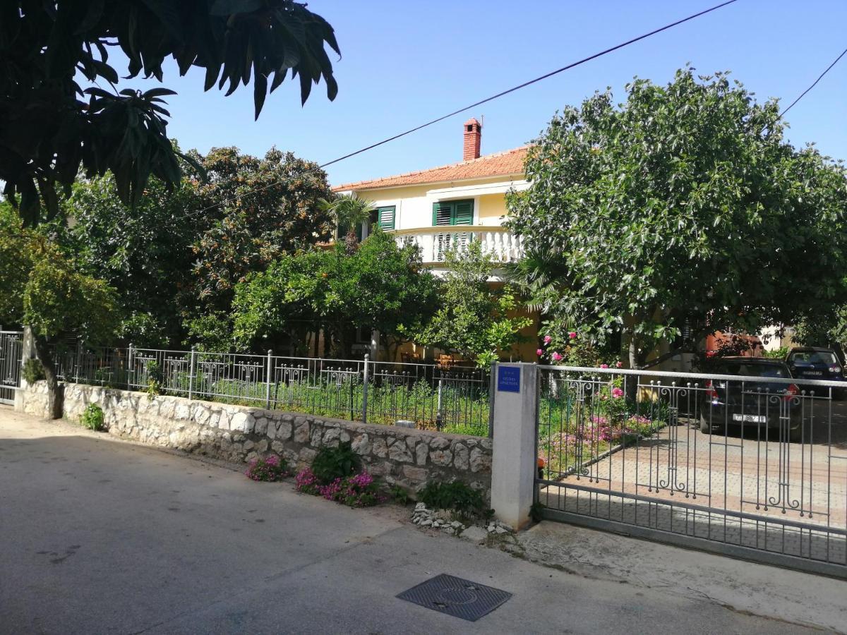 باكوشتاني Apartmani Milka المظهر الخارجي الصورة